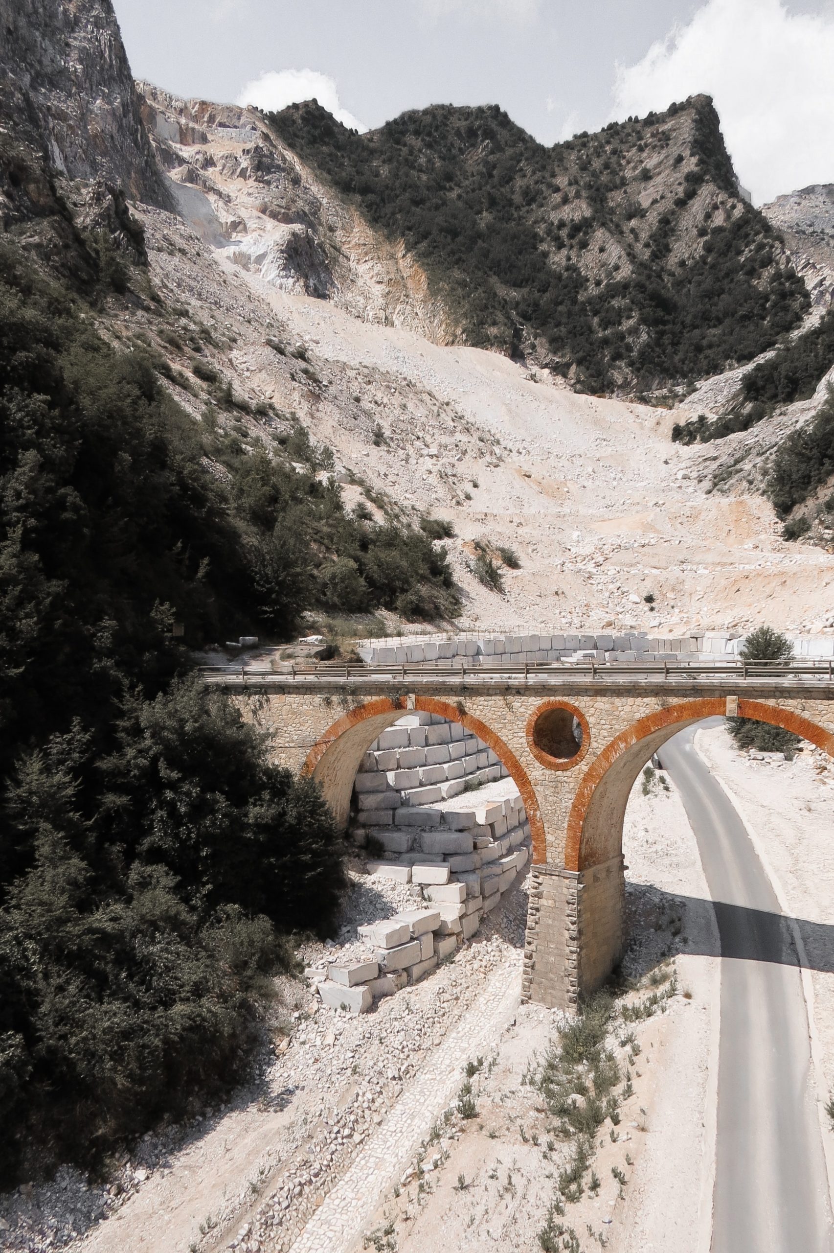 carrière de marbre 4 _ salle de bains en marbre