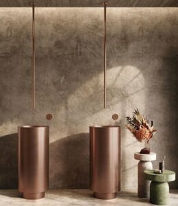 Robinetterie de plafond X Steel de Newform avec bec suspendu et commande électronique