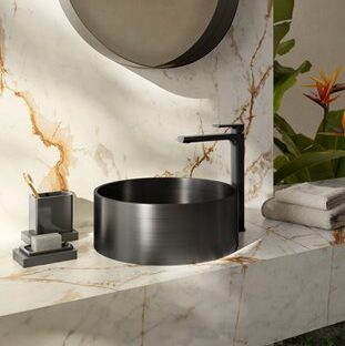 Mitigeur de lavabo réhaussé B-Easy de Newform finition noire mate sur vasque à poser