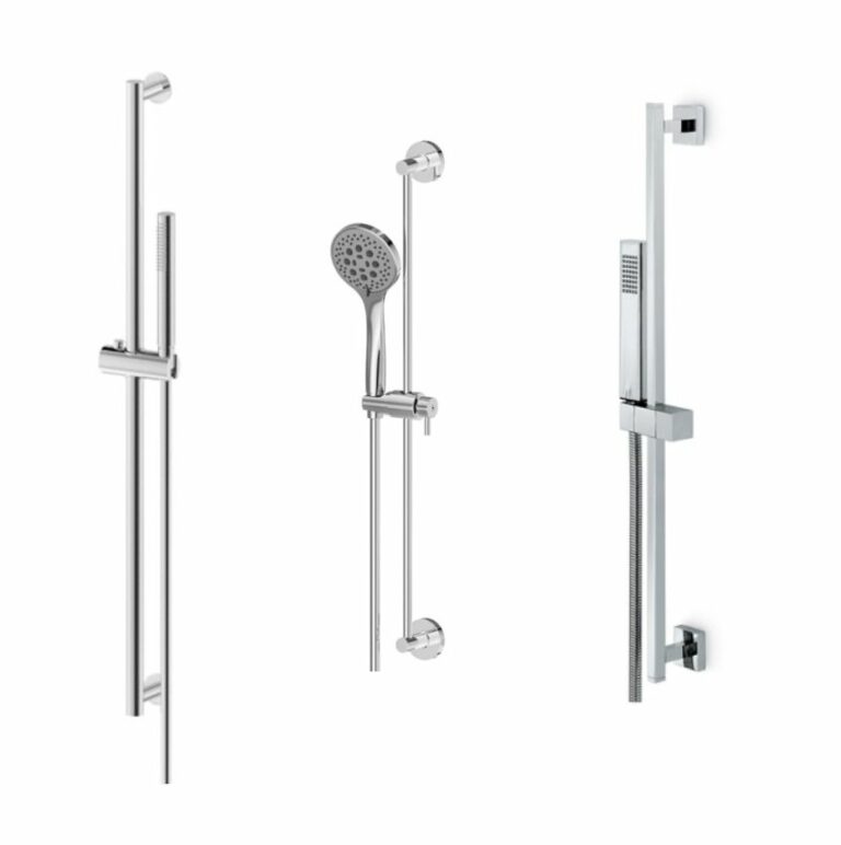 Barres de douche murales en finition chromée avec supports coulissants pour douchette, de styles modernes