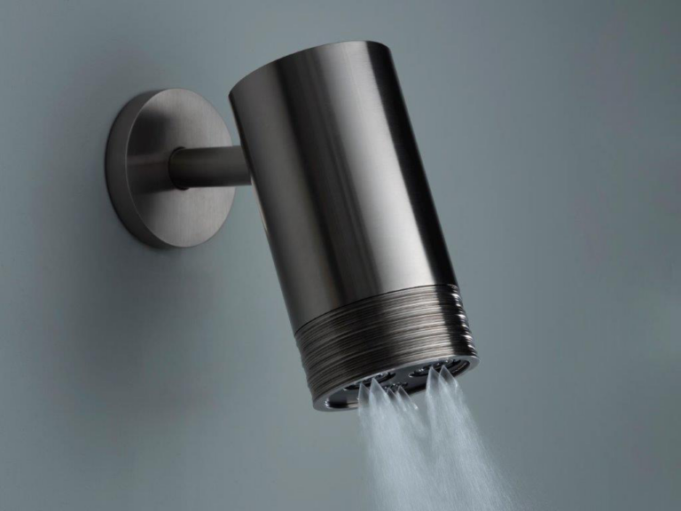 Brumisateur mural Ritmonio en finition inox brossé pour douche bien-être