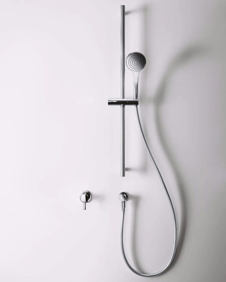 Ensemble de douche mural Lame de Fantini avec mitigeur mécanique chromé